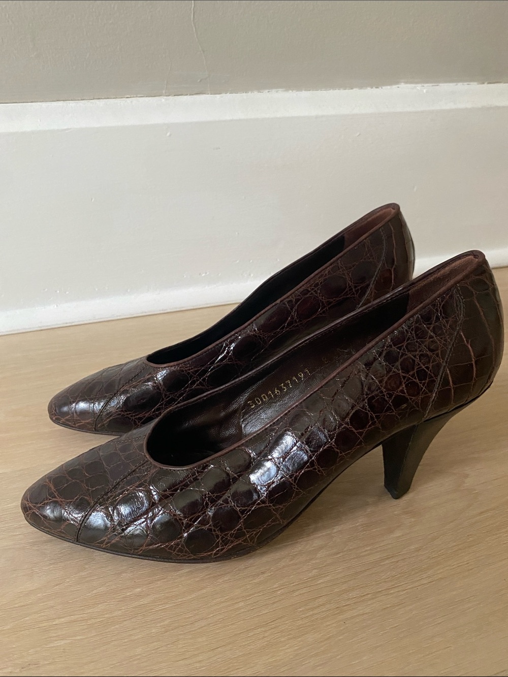 Baldinini Dark Brown Croc-Embossed  Pumps